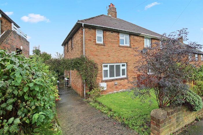 3 Bedroom Semi-Detached House To Rent In The Nook, Hoylandswaine, Sheffield, S36