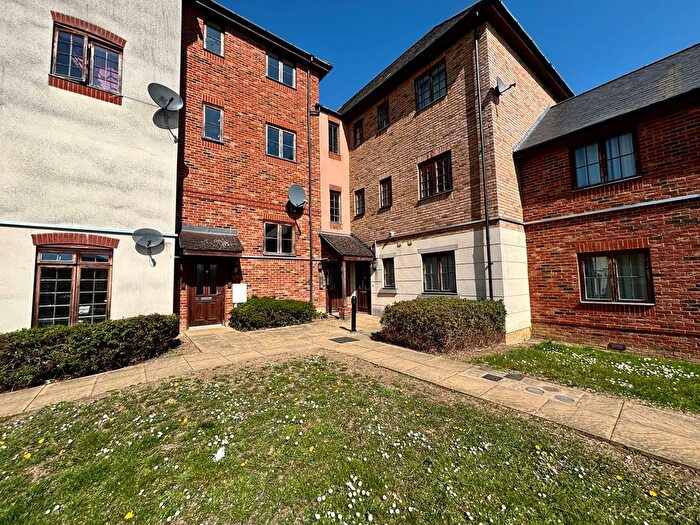 2 Bedroom Flat To Rent In Maida Vale, Milton Keynes, MK10