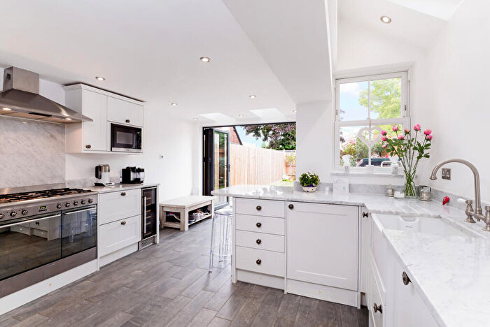 2 Bedroom Terraced House To Rent In Baker Street, Weybridge, KT13