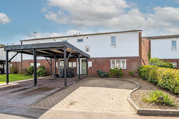 3 Bedroom House For Sale In Ashwell Park, Harpenden, AL5