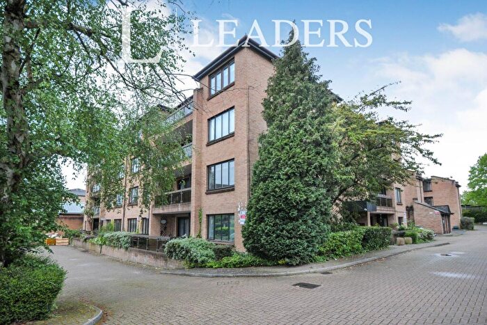 2 Bedroom Flat To Rent In Andace Park, Widmore Road, Bromley, BR1