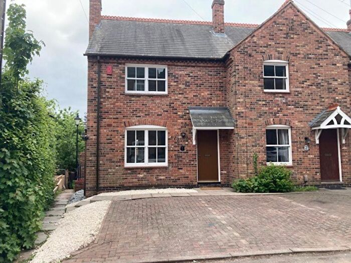 3 Bedroom Mews To Rent In Bedroom Mews, Abbot Mews, Darley Abbey, DE22