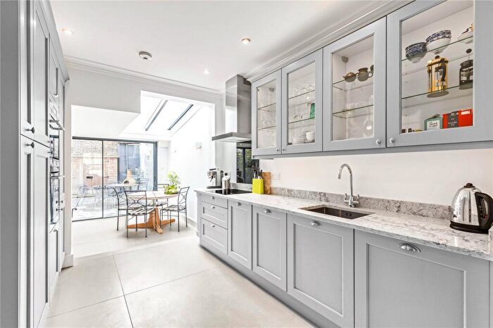 3 Bedroom Terraced House To Rent In Lillian Road, London, SW13