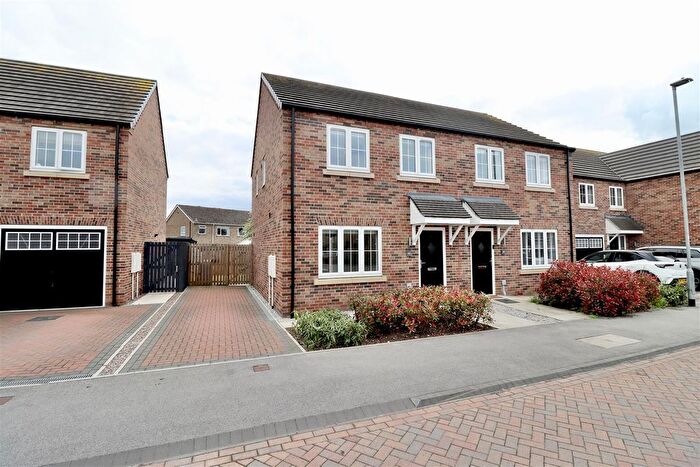 3 Bedroom Semi-Detached House For Sale In Roman Drive, Pocklington, York, YO42
