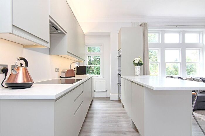 1 Bedroom Flat For Sale In Briar Walk, Putney, London, SW15
