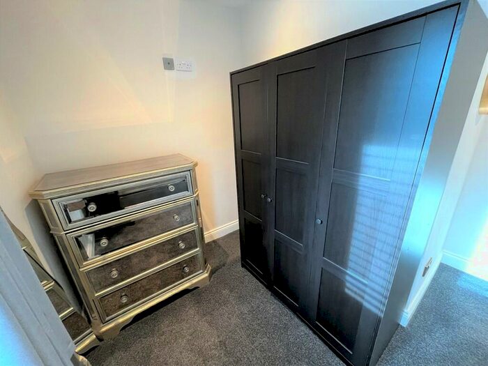 1 Bedroom Ground Flat To Rent In Victoria Parade, Ashton, PR2