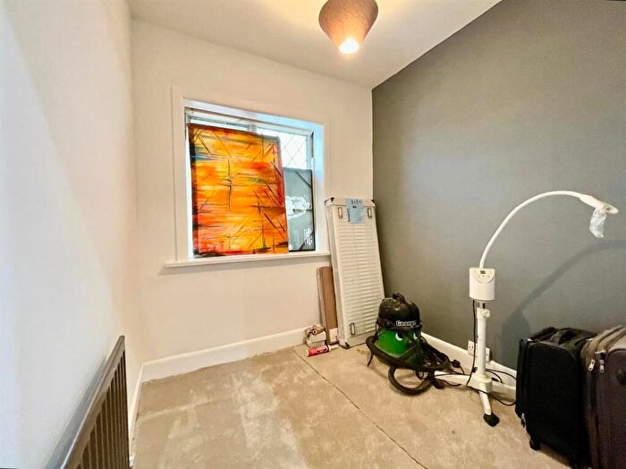 3 Bedroom Detached House For Sale In Paddington Grove, Bournemouth, BH11