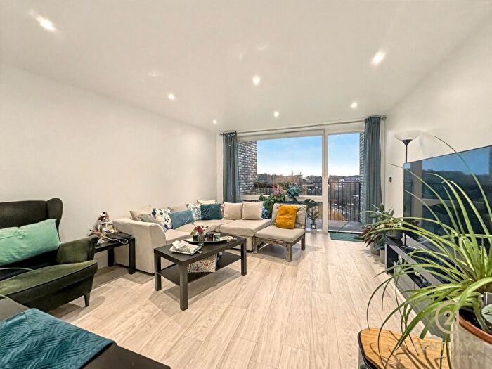 2 Bedroom Apartment For Sale In Abbotsford Court, Lakeside Drive, Park Royal, London, NW10