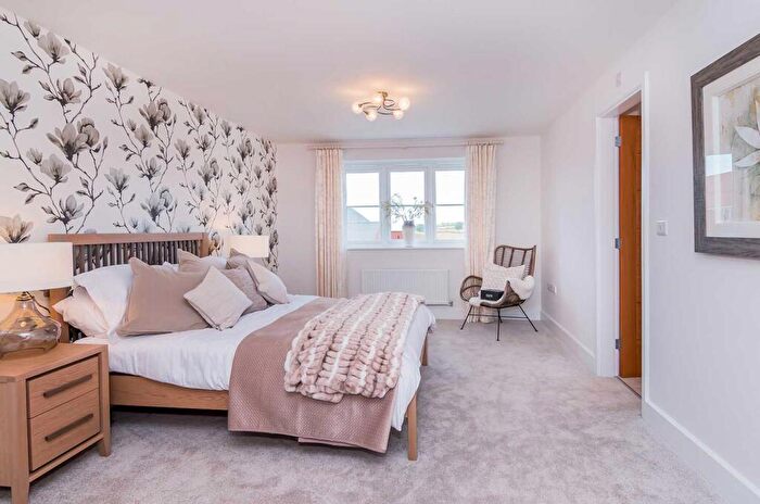 4 Bedroom Detached House For Sale In The Long Shoot, Nuneaton, CV11