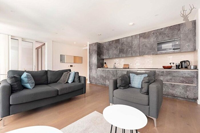1 Bedroom Flat To Rent In Deacon Street, Elephant Amp; Castle, SE17