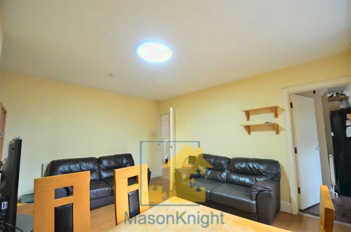 7 Bedroom Semi-Detached House To Rent In Gibbins Road Student Property - Selly Oak, Birmingham, B29