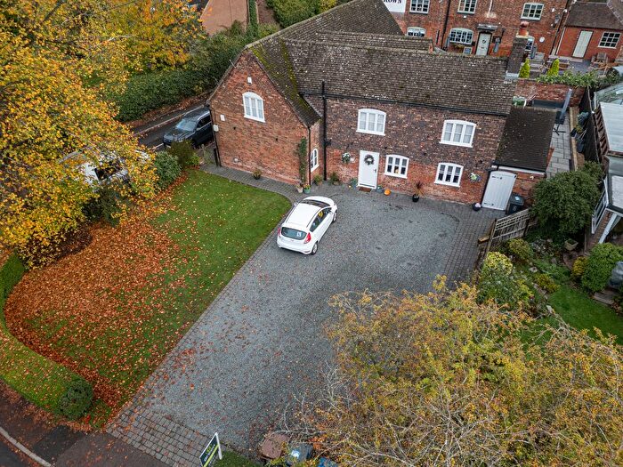 5 Bedroom Detached House For Sale In The Square, Elford, Tamworth, B79
