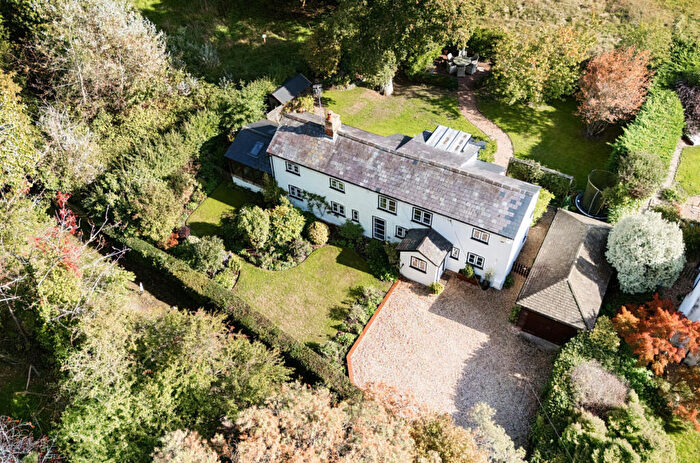 4 Bedroom Detached House For Sale In Tylney Lane, Newnham, Hook, Hampshire, RG27