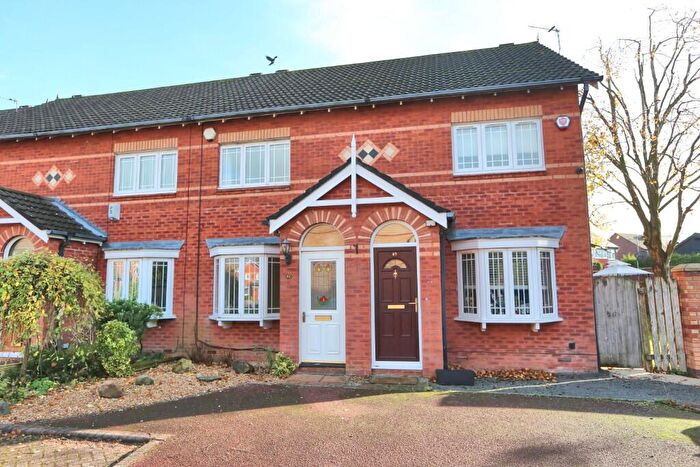 2 Bedroom Mews To Rent In Eldon Road, Macclesfield, Cheshire, SK10