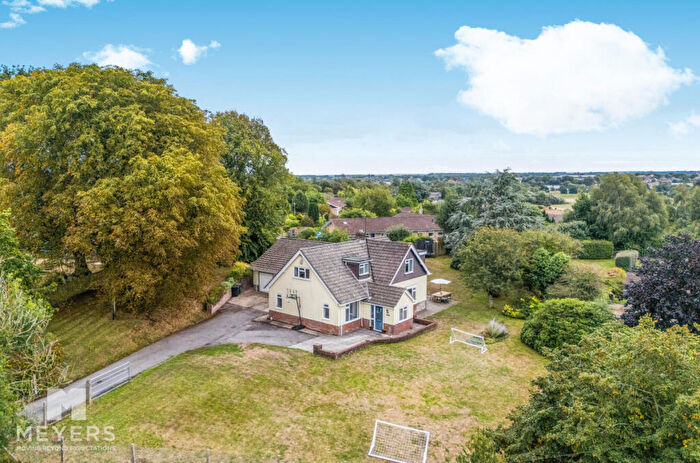 4 Bedroom Detached House For Sale In Westleaze Close, Charminster, DT2
