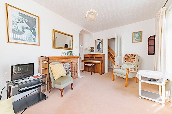 2 Bedroom Detached Bungalow For Sale In Willow Road, Pakefield, NR33