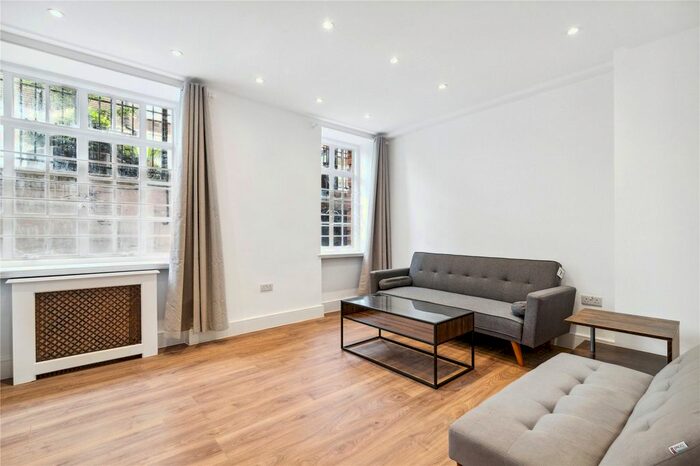 1 Bedroom Flat To Rent In Quebec Court, Seymour Street, London, W1H