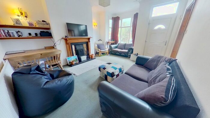 3 Bedroom Terraced House To Rent In Knowle Road, Burley, Leeds, LS4