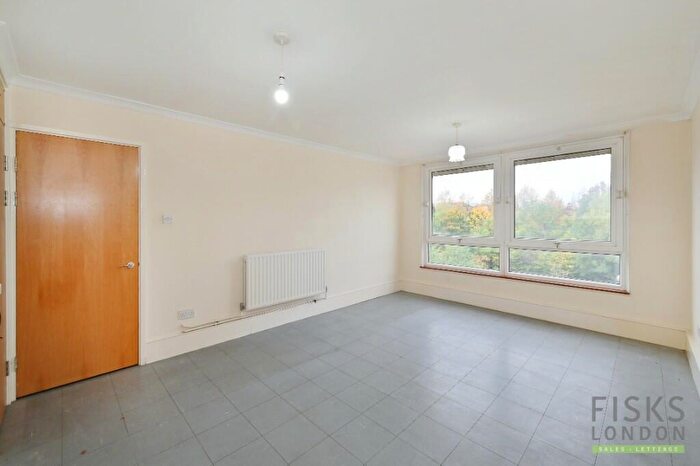 1 Bedroom Flat For Sale In Barleycorn Way, Narrow Street, E14