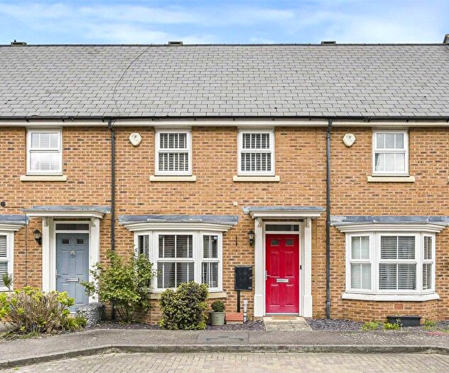 3 Bedroom Terraced House For Sale In Empire Walk, Greenhithe, Kent, DA9