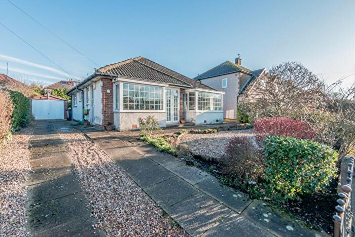 2 Bedroom Bungalow For Sale In Plumpton End, Wrose, Bradford, BD2