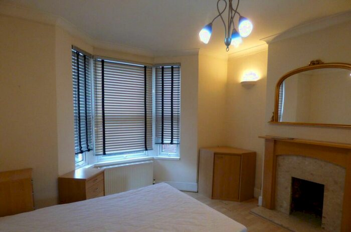 Flat To Rent In Euclid Street, Town Centre, SN1