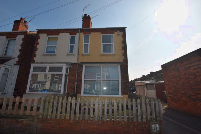 3 Bedroom End Of Terrace House To Rent In Melrose Road, Gainsborough, DN21