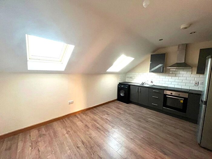 2 Bedroom Flat To Rent In St Thomas Road, Derby, DE23