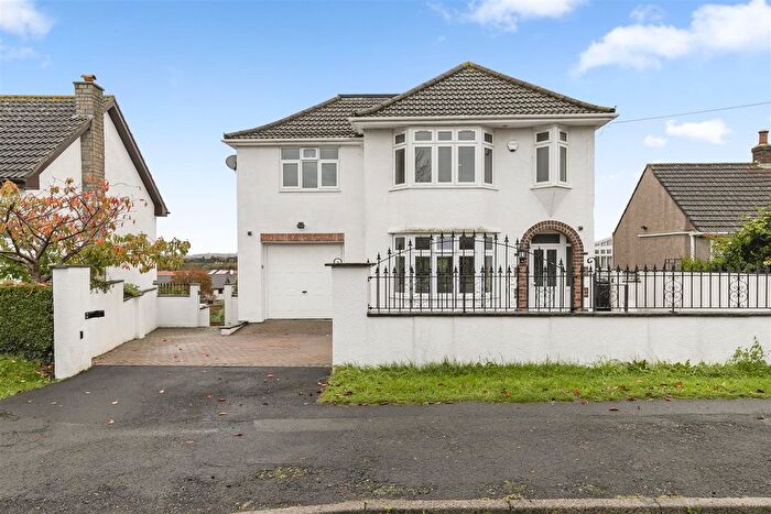 6 Bedroom Detached House For Sale In Hambrook Lane, Stoke Gifford, Bristol, BS34