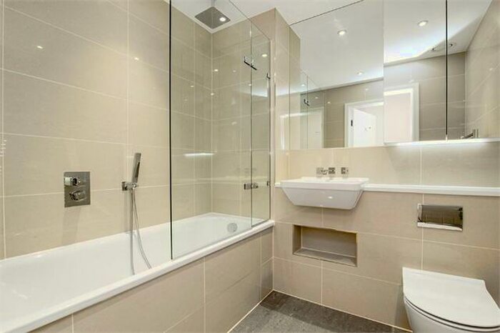 1 Bedroom Apartment To Rent In Pinnacle Apartments, Saffron Central Square, Croydon, CR0