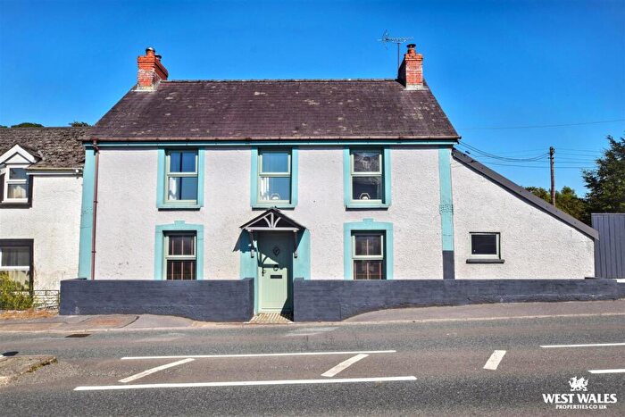 3 Bedroom Semi-Detached House For Sale In Blaenffos, Boncath, SA37