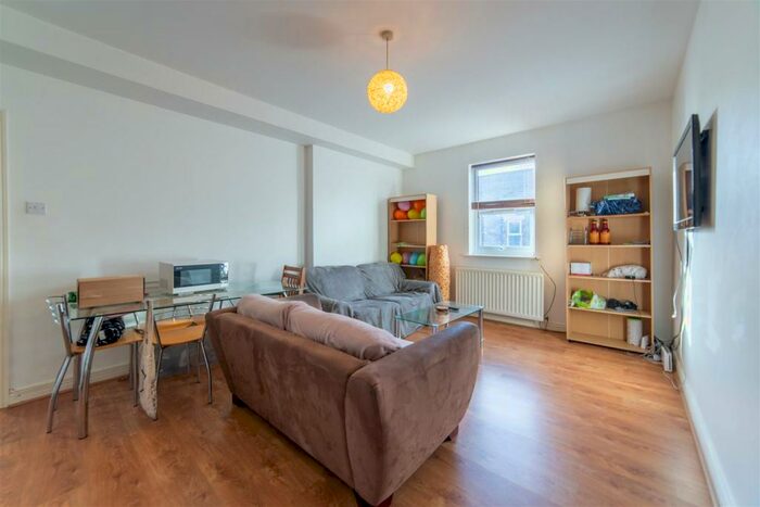 4 Bedroom Maisonette To Rent In &#;pppw - Stratford Road, Heaton, NE6