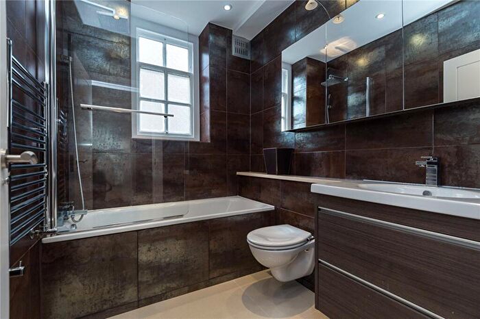 2 Bedroom Flat To Rent In Park Lodge, St. Johns Wood Park, NW8