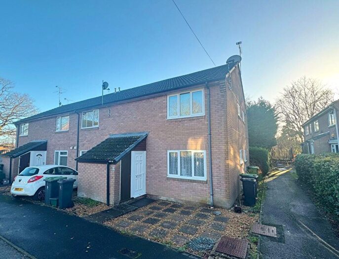 1 Bedroom Apartment To Rent In Cotswold Close, Verwood, Dorset, BH31