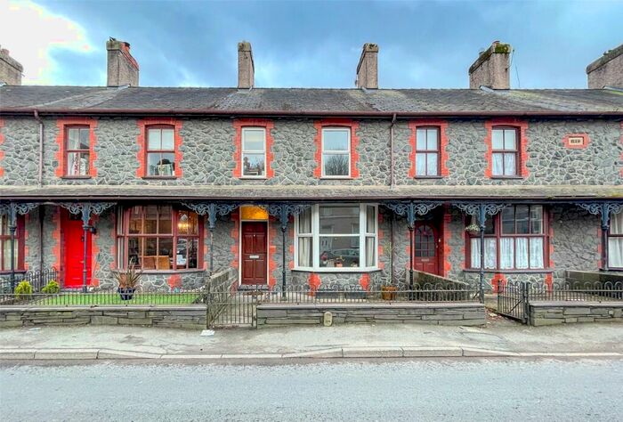 3 Bedroom Terraced House For Sale In Gordon Terrace, Bethesda, Bangor, Gwynedd, LL57