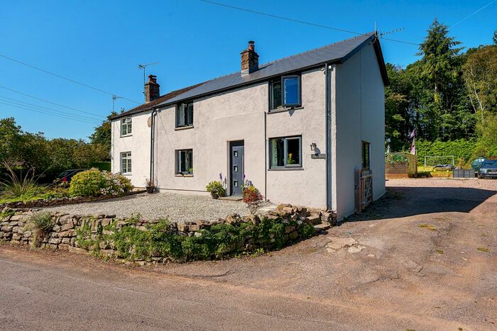 3 Bedroom Semi-Detached House For Sale In The Narth, Monmouth, Monmouthshire, NP25