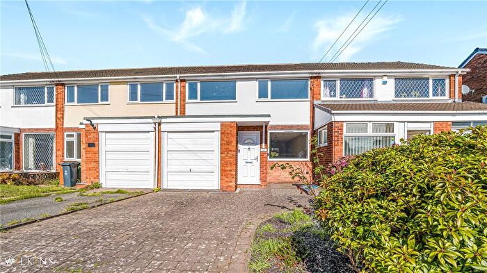 3 Bedroom Terraced House For Sale In Oakwood Drive, Sutton Coldfield, West Midlands, B74