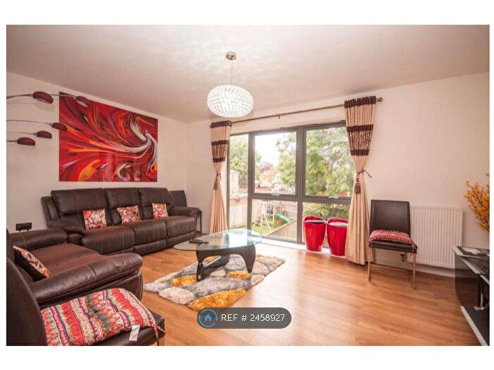 4 Bedroom Terraced House To Rent In Snowdrop Mews, Pinner, HA5