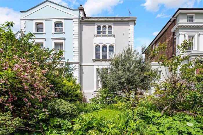 1 Bedroom Flat To Rent In Camden Square, Camden, NW1