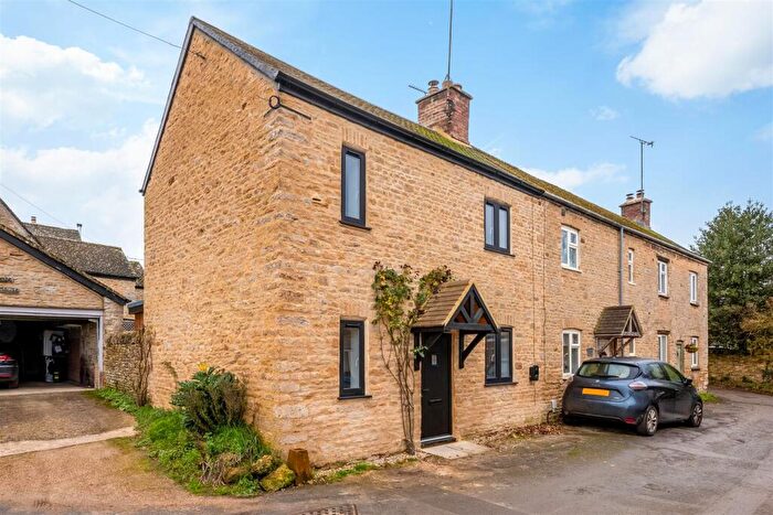 2 Bedroom House For Sale In Chapel Lane, Enstone, Chipping Norton, OX7