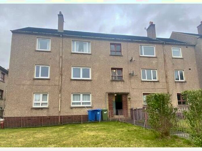 2 Bedroom Flat To Rent In Cairns Road, Cambuslang, G72