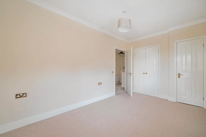 2 Bedroom Flat To Rent In Lodge Court, Hollins Hall, Killinghall, Harrogate, HG3