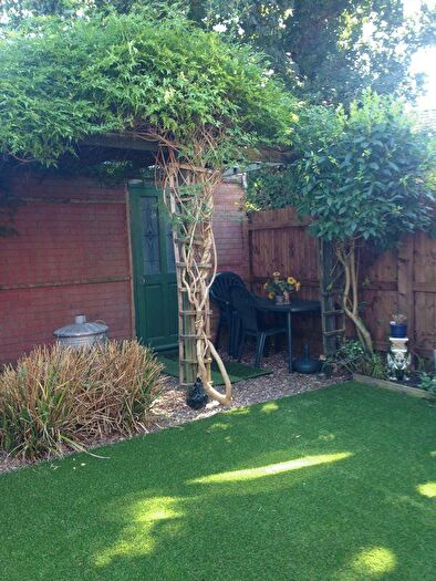 3 Bedroom Terraced House For Sale In Chedworth Close, Redditch, B98