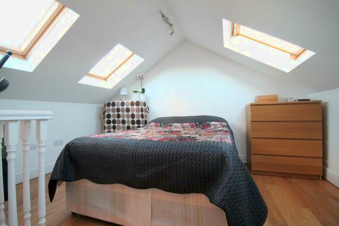 1 Bedroom Flat To Rent In Melville Road, Walthamstow, E17