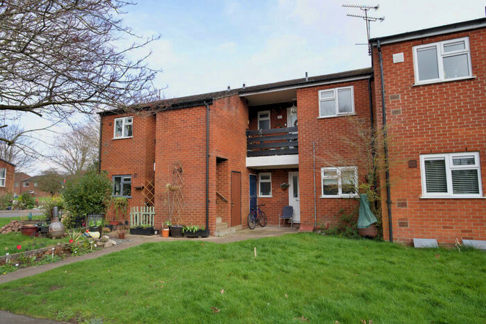 1 Bedroom Apartment For Sale In Abbotts Walk, Wolston, CV8