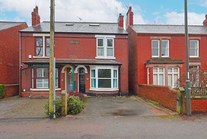 4 Bedroom Semi Detached House For Sale In Chatsworth Road, Brampton, Chesterfield, S40