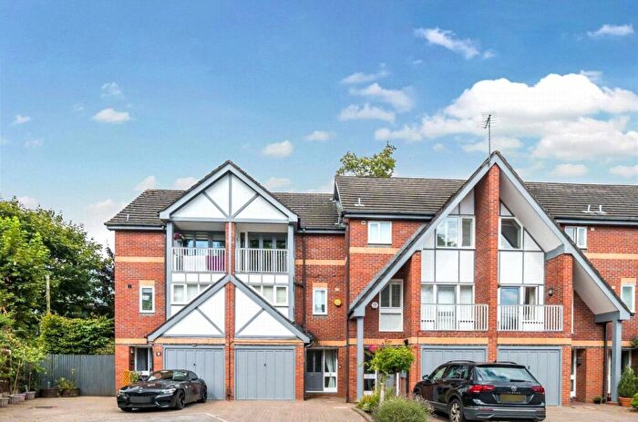 3 Bedroom House To Rent In Knightsbridge Mews, Didsbury, Manchester, M20