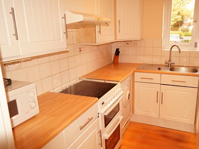 2 Bedroom Flat To Rent In Christchurch Road, Bournemouth, BH1