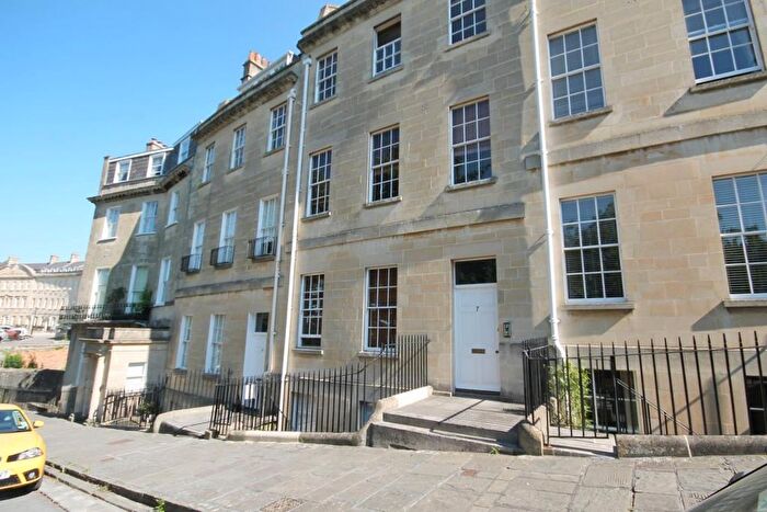 1 Bedroom Flat To Rent In Lansdown Place West, Bath, Somerset, BA1