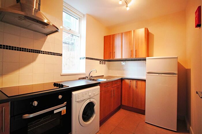 1 Bedroom Maisonette To Rent In St Peters Road, Leicester, LE2